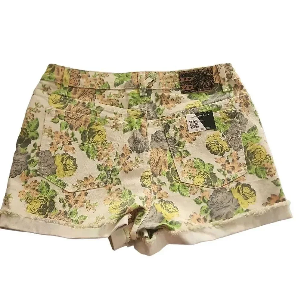 Sound Check Women's Size 11 Cream Pink Floral High Waist Shorts